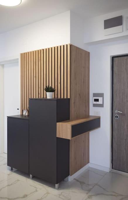 Eliza'S Apartment By Oasis Homes Орадеа Екстериор снимка